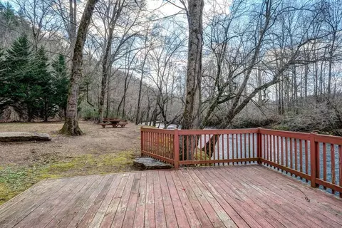 Exterior - 515 Jasmine Dr, Marble, NC 28905 photo 25 of 27