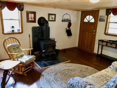 Living - 224 Pine Bough Rd, Murphy, NC 28906 photo 1 of 2