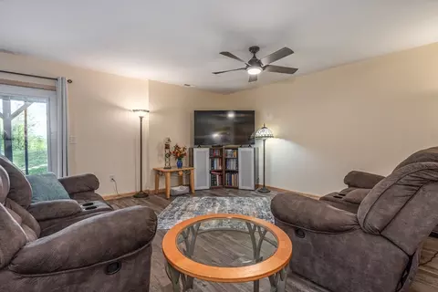 Living - 604 Point Overlook Trl, Murphy, NC 28906 photo 6 of 6