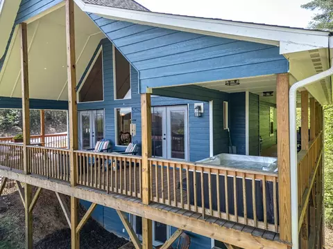 Exterior - 604 Point Overlook Trl, Murphy, NC 28906 photo 14 of 24