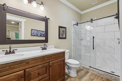 Bath - 41 Elm Ct, Murphy, NC 28906 photo 8 of 8