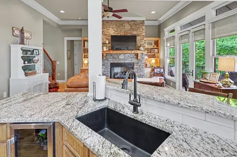 Kitchen - 41 Elm Ct, Murphy, NC 28906 photo 8 of 8
