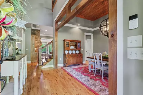 Entry Way - 41 Elm Ct, Murphy, NC 28906 photo 1 of 7
