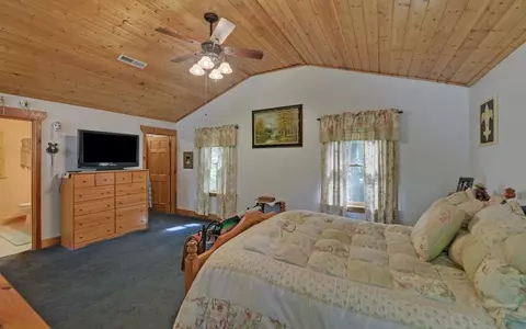 Bedroom - 164 Dew Drop Ln, Murphy, NC 28906 photo 1 of 8
