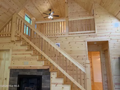 Entry Way - 730 Whispering Ridge Dr, Murphy, NC 28906 photo 1 of 4