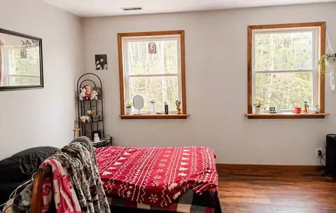 Bedroom - 8158 Beaver Dam Rd, Murphy, NC 28906 photo 2 of 2