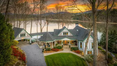 216 Burnell Ln, Blairsville, GA 30512