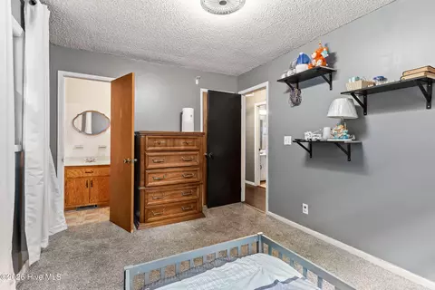 Bedroom - 1214 Marrestop Rd, Murphy, NC 28906 photo 2 of 8