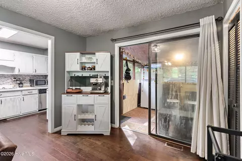 Entry Way - 1214 Marrestop Rd, Murphy, NC 28906 photo 3 of 6