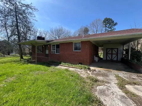 19 Holland Farm Rd, Andrews, NC 28901