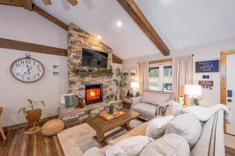 Living - 206 Hedden Rd, Murphy, NC 28906 photo 1 of 3