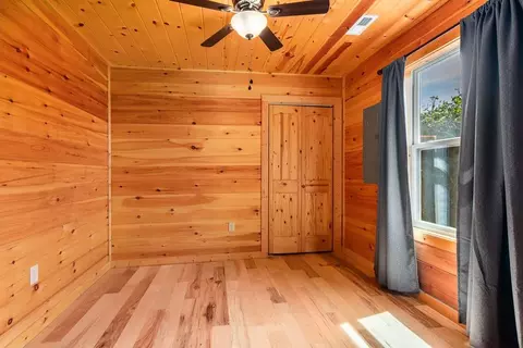 Bedroom - 284 Deerfield Dr, Murphy, NC 28906 photo 6 of 6