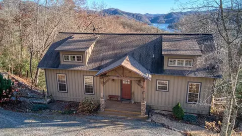 362 Nantahala Harbor Dr, Nantahala, NC 28781
