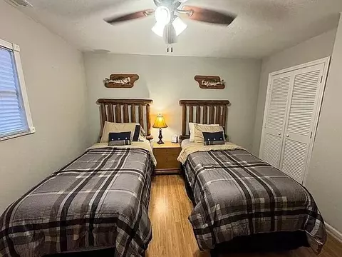 Bedroom - 7 Lakeview Dr, Hayesville, NC 28904 photo 3 of 3