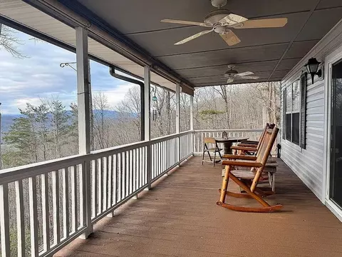 Exterior - 7 Lakeview Dr, Hayesville, NC 28904 photo 4 of 4