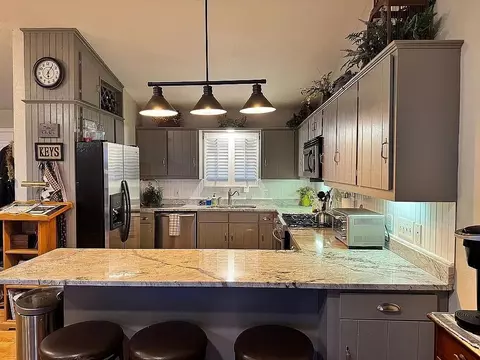 Kitchen - 7 Lakeview Dr, Hayesville, NC 28904 photo 1 of 2