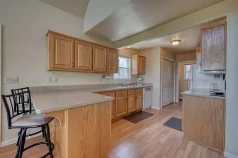Kitchen - 520 Sahkanaga Dr, Murphy, NC 28906 photo 1 of 4