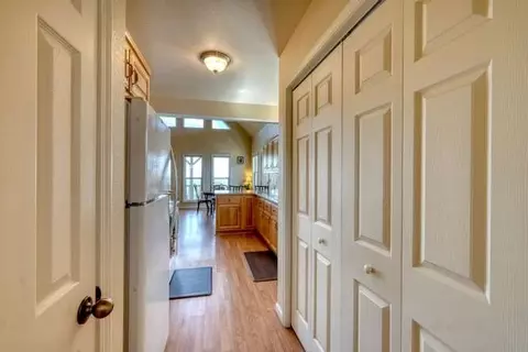 Entry Way - 520 Sahkanaga Dr, Murphy, NC 28906 photo 1 of 1