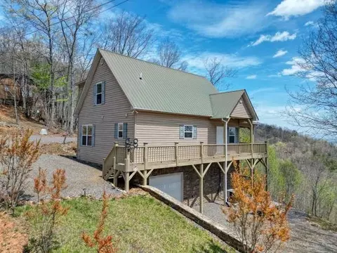 Other - 520 Sahkanaga Dr, Murphy, NC 28906 photo 4 of 29