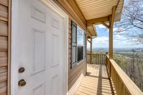 Exterior - 520 Sahkanaga Dr, Murphy, NC 28906 photo 5 of 12