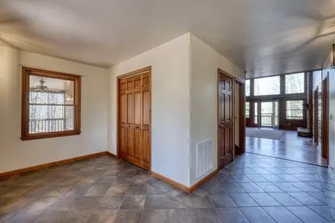 Entry Way - 125 Ford Ln, Murphy, NC 28906 photo 2 of 2