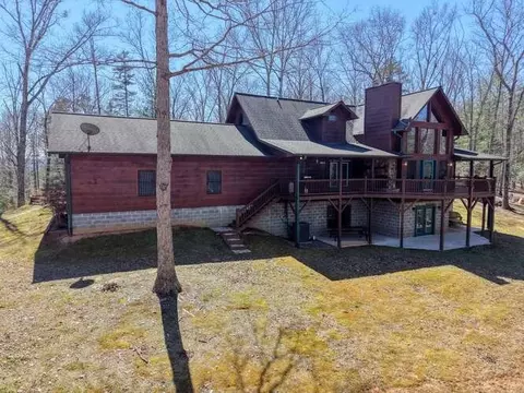 Exterior - 125 Ford Ln, Murphy, NC 28906 photo 2 of 9