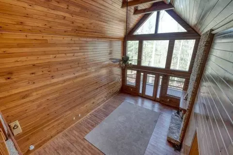 Living - 125 Ford Ln, Murphy, NC 28906 photo 7 of 16