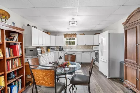 Kitchen - 619 Pounding Mill Loop, Hayesville, NC 28904 photo 5 of 7