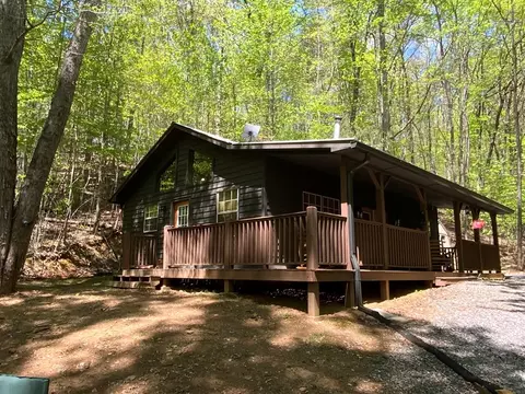 Exterior - 433 Damons Trl, Murphy, NC 28906 photo 2 of 3