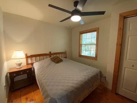 Bedroom - 433 Damons Trl, Murphy, NC 28906 photo 5 of 5