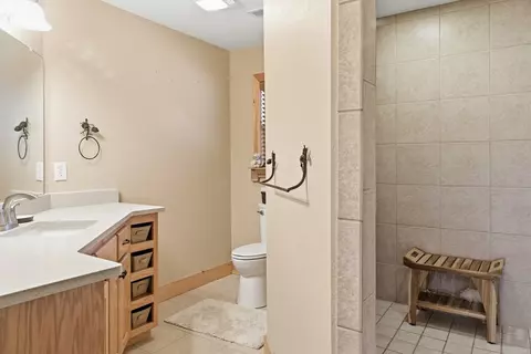 Bath - 109 Artemis Dr, Murphy, NC 28906 photo 2 of 4