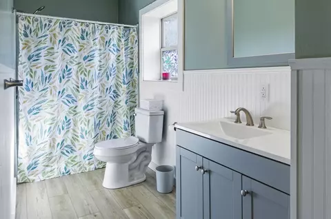 Bath - 109 Artemis Dr, Murphy, NC 28906 photo 4 of 4