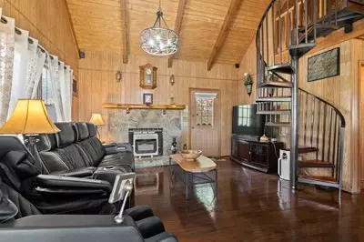 Living - 1227 Village Rd, Murphy, NC 28906 photo 1 of 4