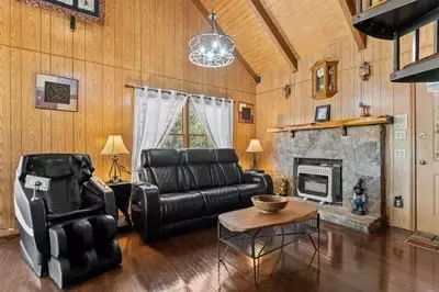 Living - 1227 Village Rd, Murphy, NC 28906 photo 3 of 4