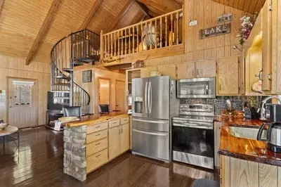 Kitchen - 1227 Village Rd, Murphy, NC 28906 photo 3 of 4