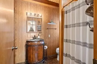 Bath - 1227 Village Rd, Murphy, NC 28906 photo 1 of 5