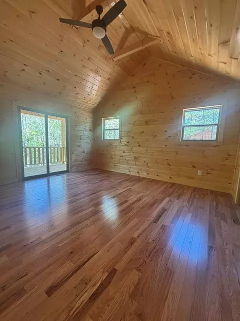 Bedroom - 94 Noelles Pass, Murphy, NC 28906 photo 2 of 2