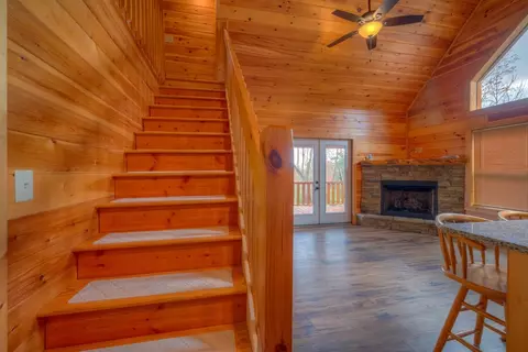 Entry Way - 20 Field Stone Trl, Murphy, NC 28906 photo 2 of 2