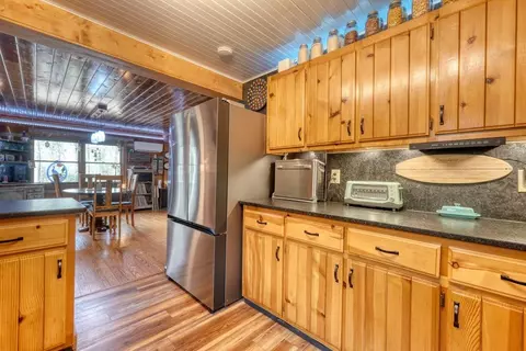 Kitchen - 520 Farmer Dr, Murphy, NC 28906 photo 6 of 7