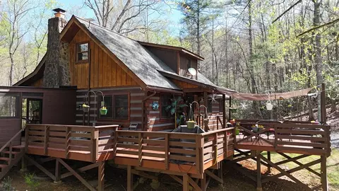 Exterior - 520 Farmer Dr, Murphy, NC 28906 photo 4 of 68