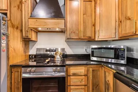 Kitchen - 73 Oak Branch Dr, Murphy, NC 28906 photo 4 of 6