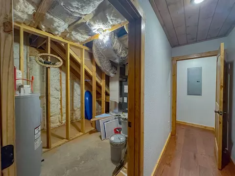 Entry Way - 73 Oak Branch Dr, Murphy, NC 28906 photo 10 of 11