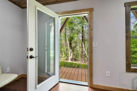 Entry Way - 73 Oak Branch Dr, Murphy, NC 28906 photo 11 of 11