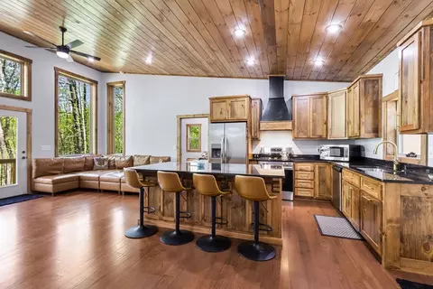 Kitchen - 73 Oak Branch Dr, Murphy, NC 28906 photo 1 of 6