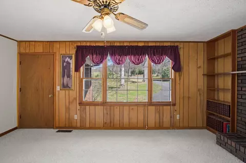 Living - 1266 Ford Rd, Warne, NC 28909 photo 2 of 5