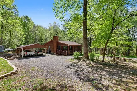8 Stoney Brook Trl, Hayesville, NC 28904