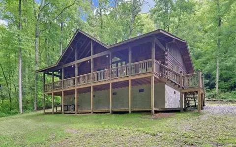 192 Nantahala Dam Rd, Nantahala, NC 28781