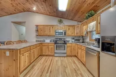 Kitchen - 694 Hilltop Rd, Murphy, NC 28906 photo 2 of 4