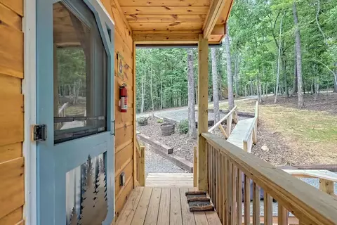 Exterior - 29 Carrolls Rdg, Murphy, NC 28906 photo 6 of 23