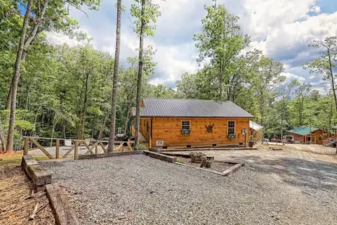 Exterior - 29 Carrolls Rdg, Murphy, NC 28906 photo 20 of 23